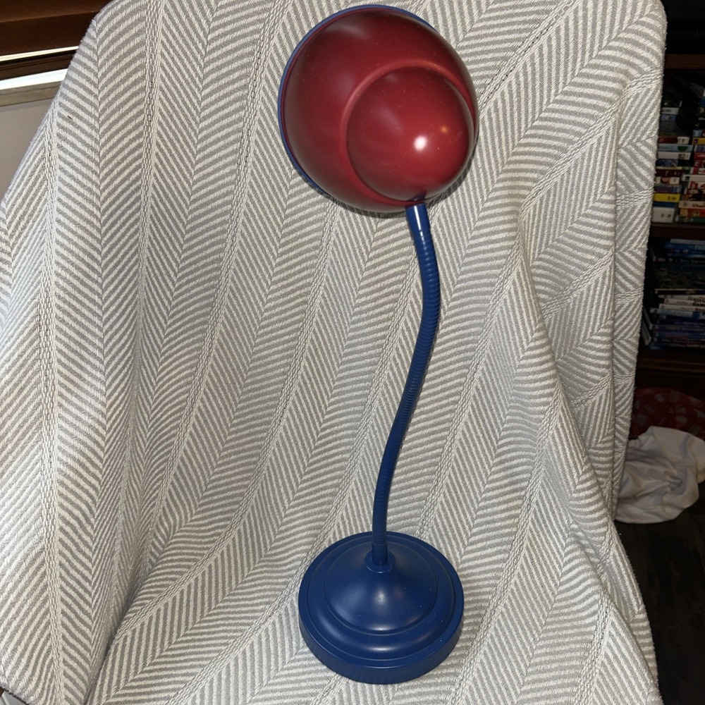 Blue & Red Gooseneck Clock 2002 Unique 21" Tall Flexible - Picture 4 of 4